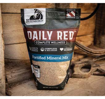 Daily Red Fortified Horse Mineral Mix 3-4% Calcium